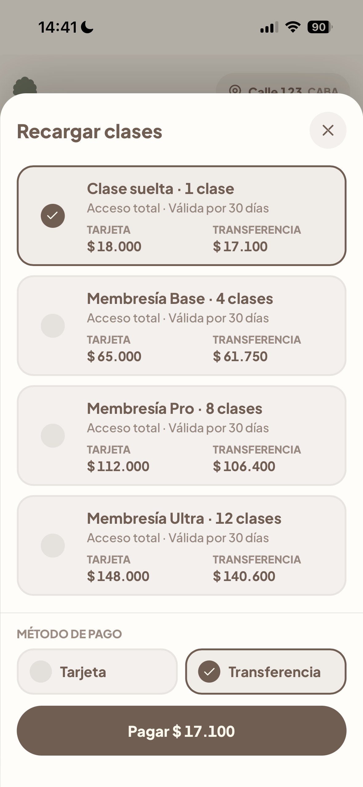 Pantalla de la app de alumnas de Jacarandá para recargar clases y elegir el medio de pago
